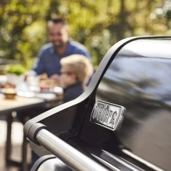 Spirit E-325 GBS Gasbarbecue -Keukengrillproducten Spirit E325 Lifestyle 4 1800x1800